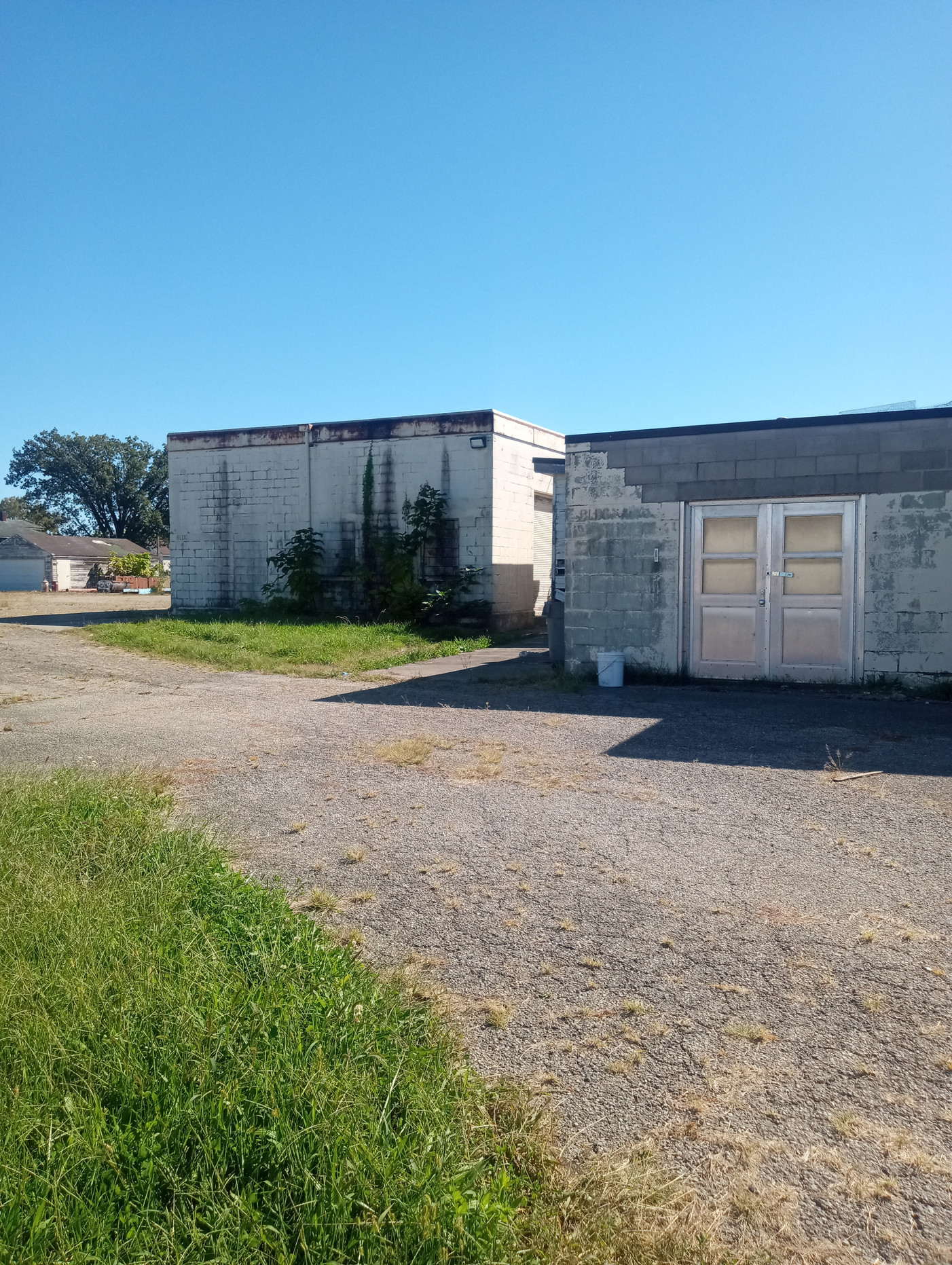 Surviving Unit III Building — 1601 W. First Street Surviving Manhattan Project-era building at the former Dayton Project Unit III site, 1601 W. First Street, Dayton, Ohio