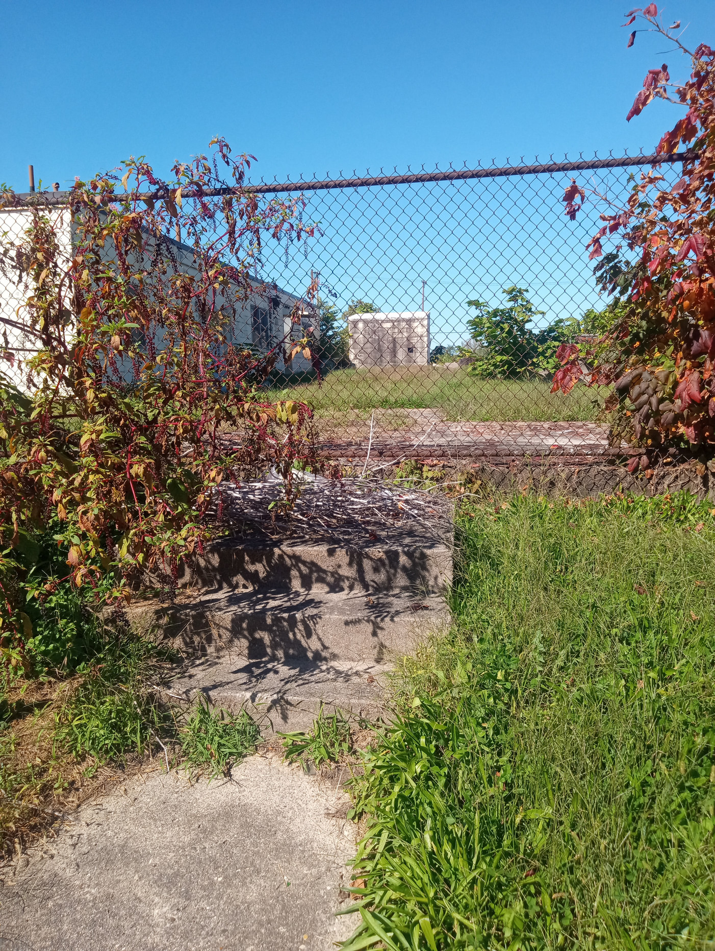 Unit III Foundation Remnant Concrete foundation remnant at the former Dayton Project Unit III site in Dayton, Ohio